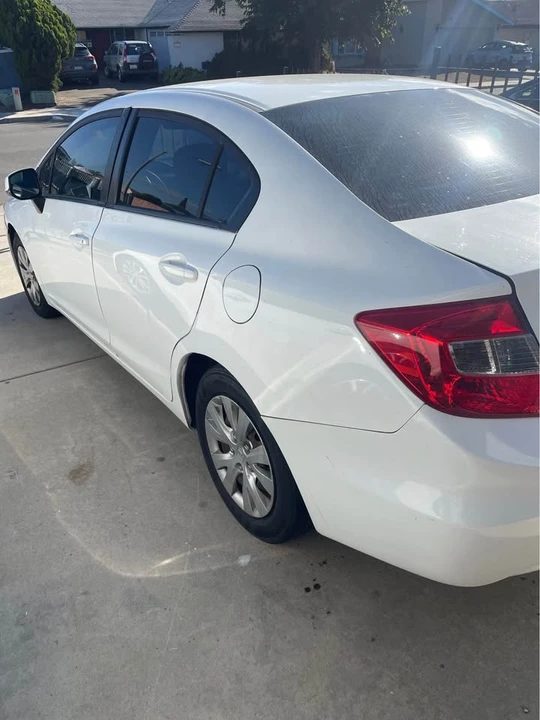 2012 Honda Civic 9th Gen - Image 9 of 14