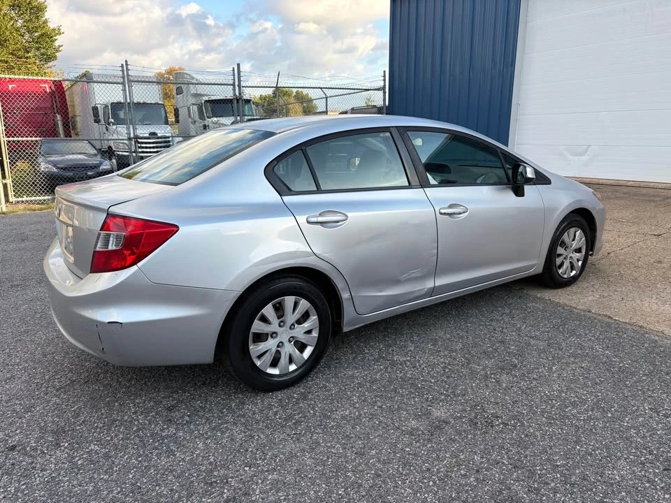 2012 Honda Civic 9th Gen - Image 3 of 6