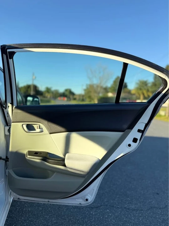 2012 Honda Civic 9th Gen - Image 18 of 20