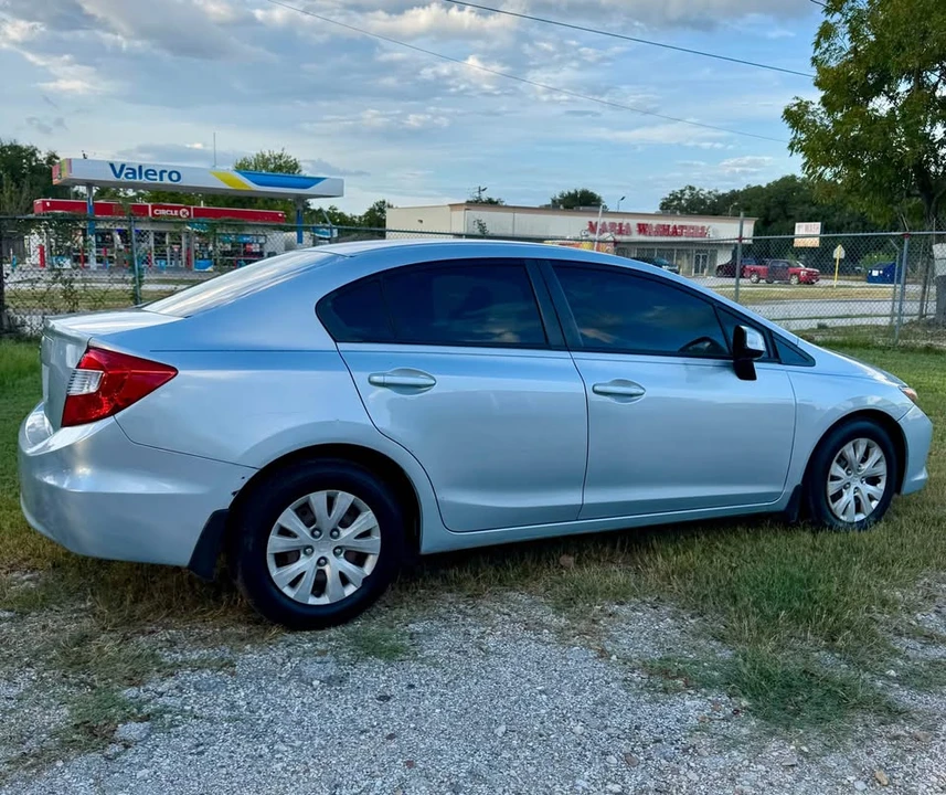 2012 Honda Civic 9th Gen - Image 10 of 11