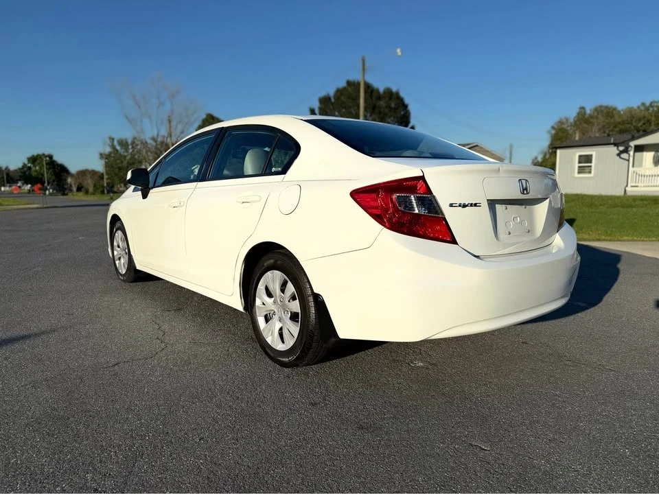2012 Honda Civic 9th Gen - Image 3 of 20