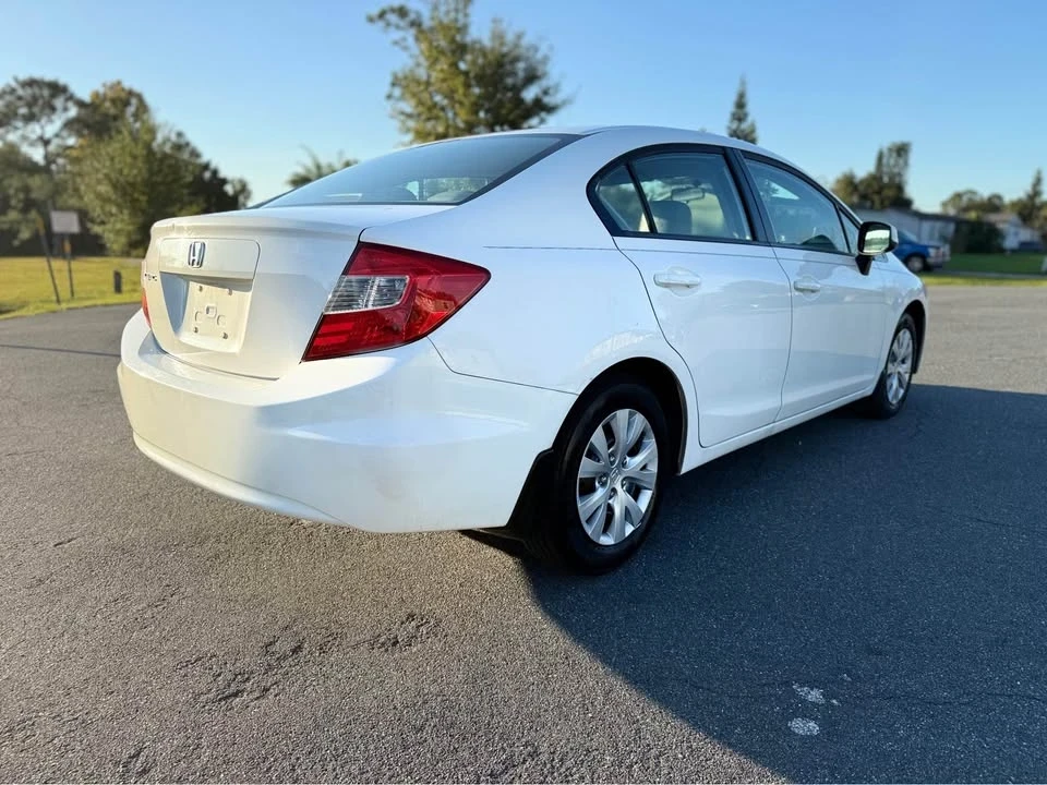 2012 Honda Civic 9th Gen - Image 5 of 20