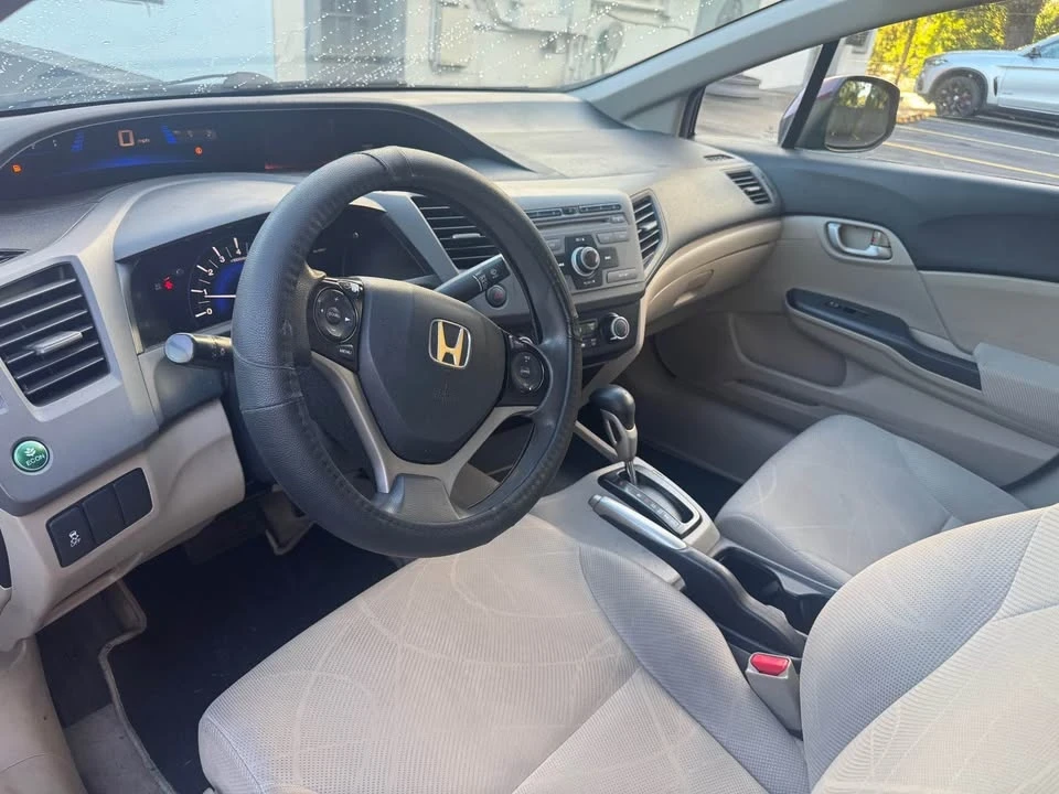 2012 Honda Civic 9th Gen - Image 11 of 12