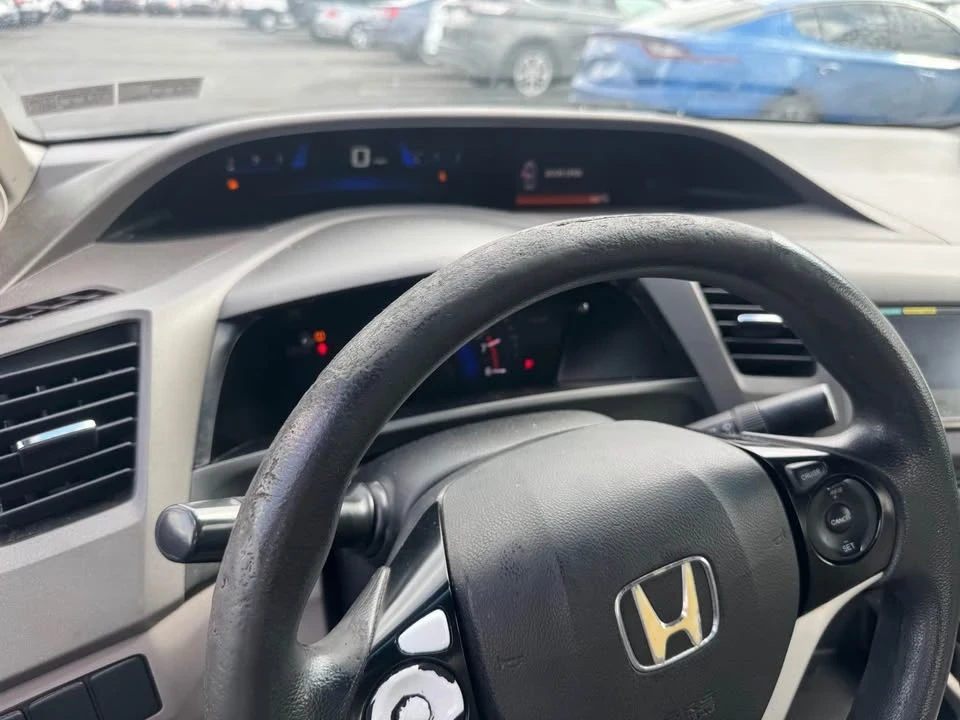 2012 Honda Civic 9th Gen - Image 10 of 15