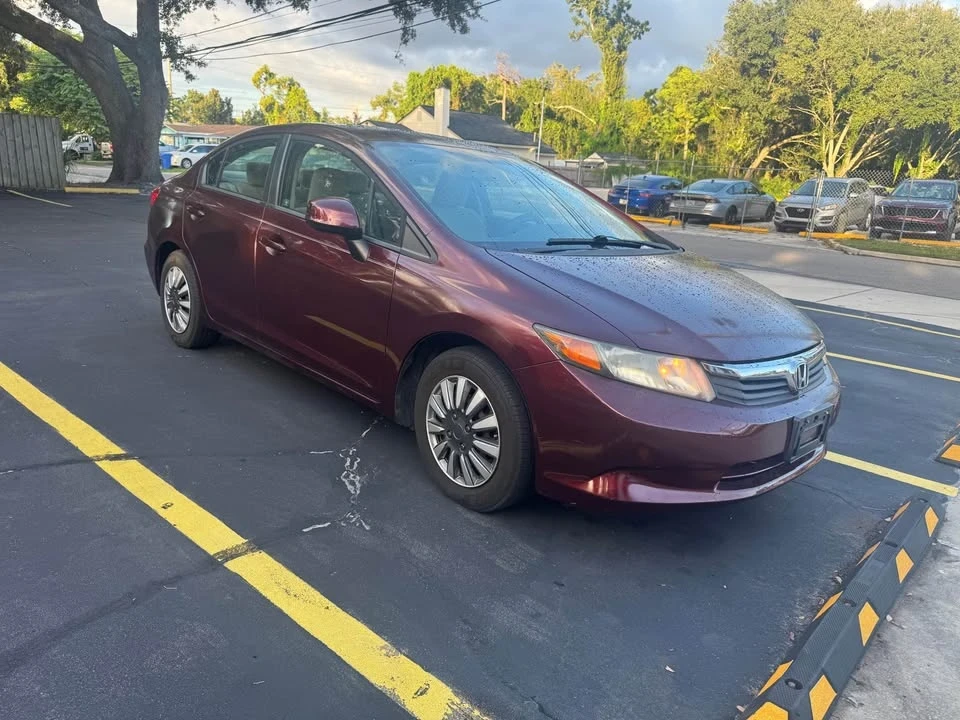 2012 Honda Civic 9th Gen - Image 6 of 12