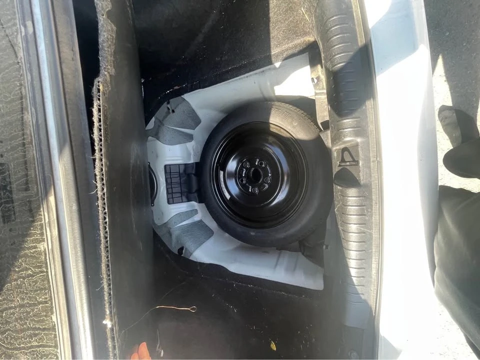 2012 Honda Civic 9th Gen - Image 11 of 12