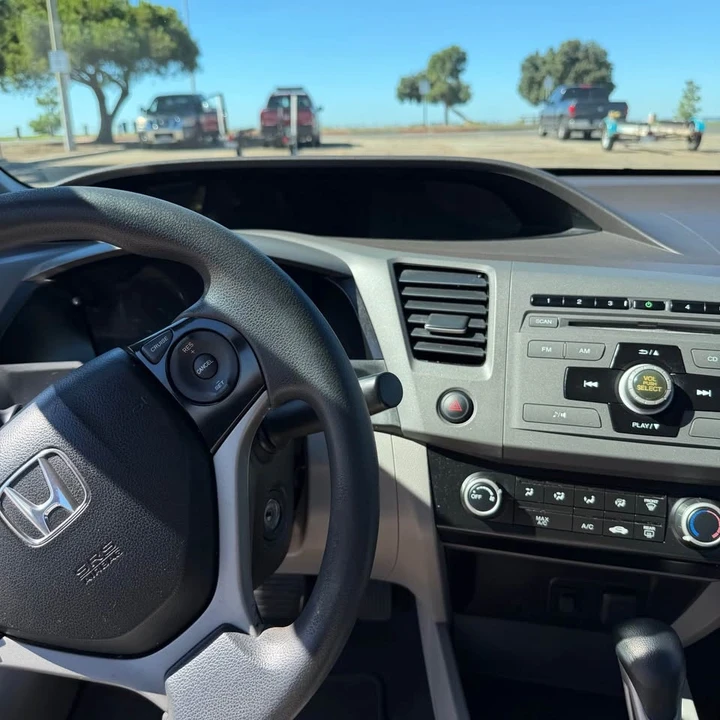 2012 Honda Civic 9th Gen - Image 11 of 20
