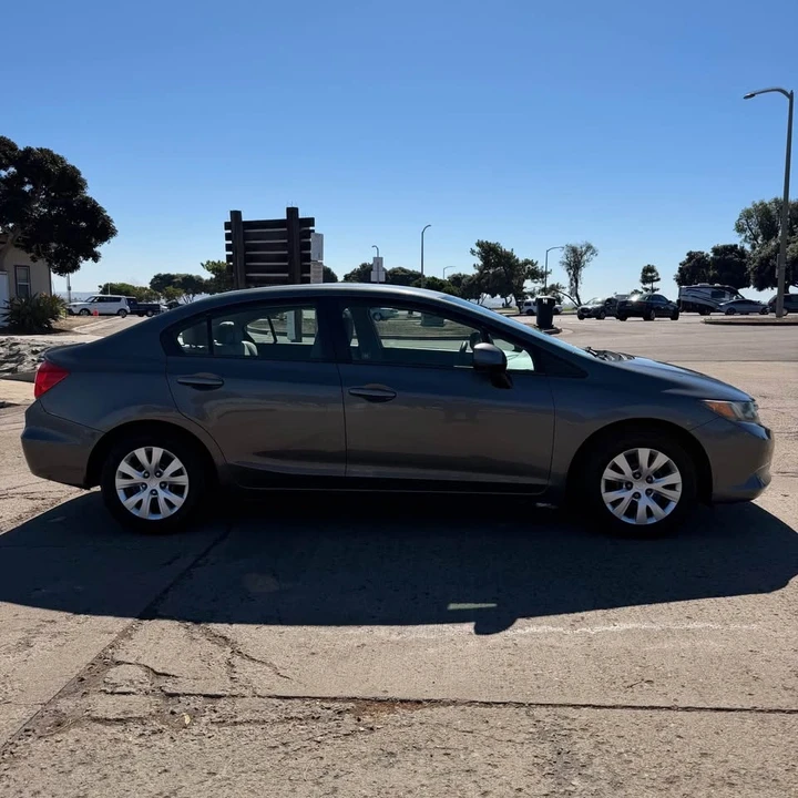 2012 Honda Civic 9th Gen - Image 6 of 20