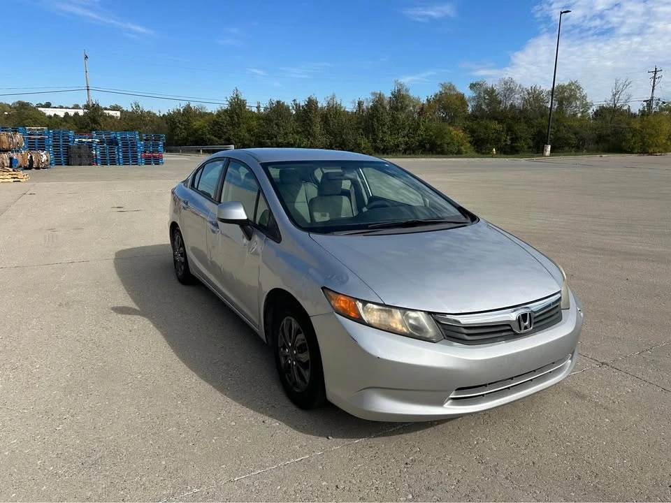 2012 Honda Civic 9th Gen - Image 4 of 19