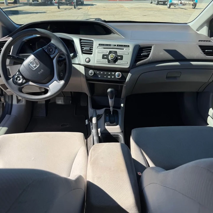 2012 Honda Civic 9th Gen - Image 10 of 20