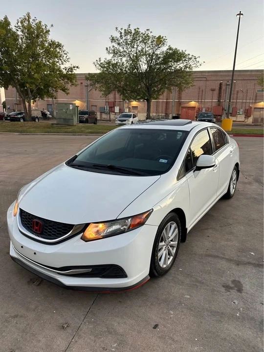 2012 Honda Civic 9th Gen - Image 12 of 19