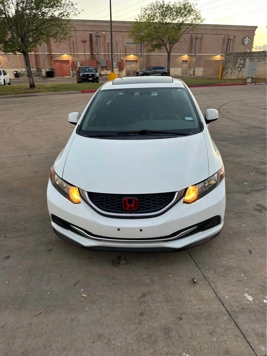 2012 Honda Civic 9th Gen - Image 10 of 19