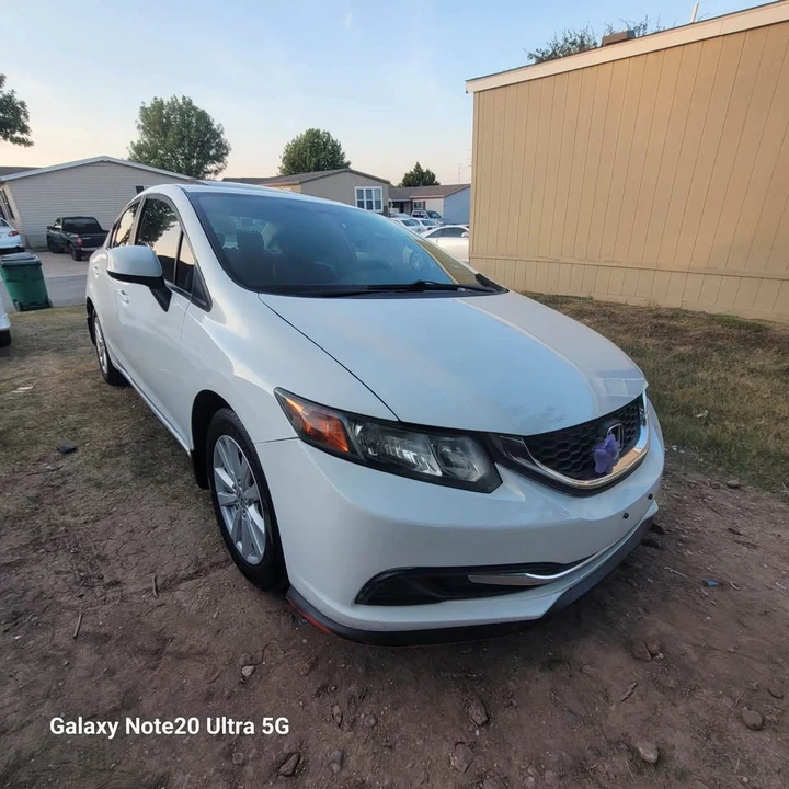 2012 Honda Civic 9th Gen - Image 4 of 19