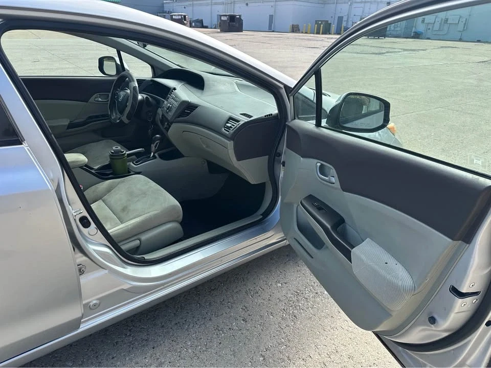 2012 Honda Civic 9th Gen - Image 7 of 19