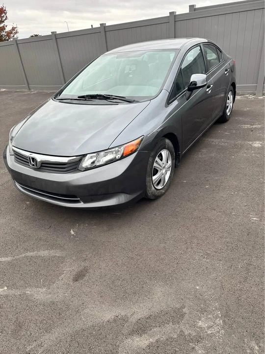 2012 Honda Civic 9th Gen - Image 2 of 2
