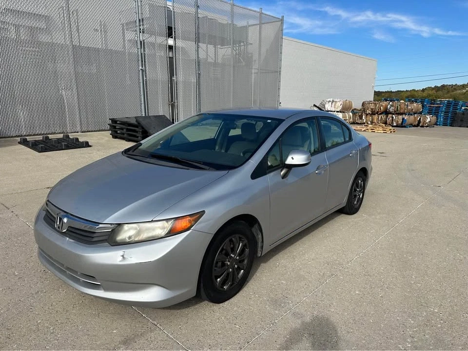 2012 Honda Civic 9th Gen - Image 2 of 19