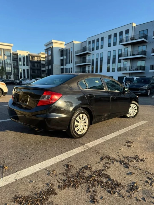 2012 Honda Civic 9th Gen - Image 4 of 10