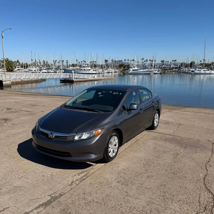 2012 Honda Civic 9th Gen - Image 3 of 20