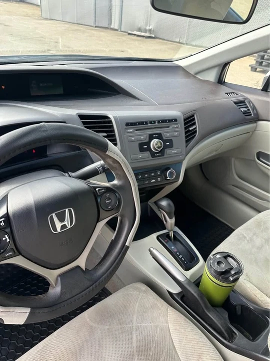 2012 Honda Civic 9th Gen - Image 11 of 19