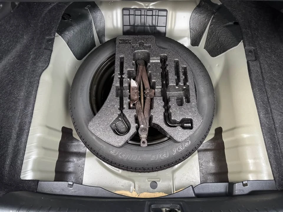 2012 Honda Civic 9th Gen - Image 18 of 19