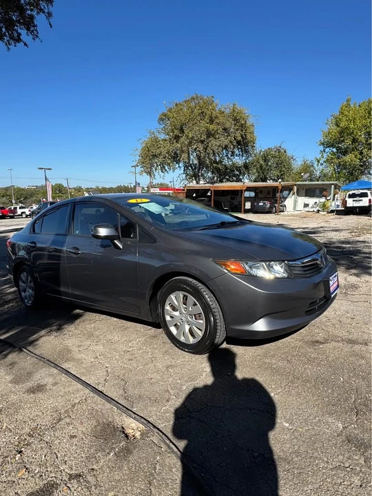 2012 Honda Civic 9th Gen - Image 2 of 6