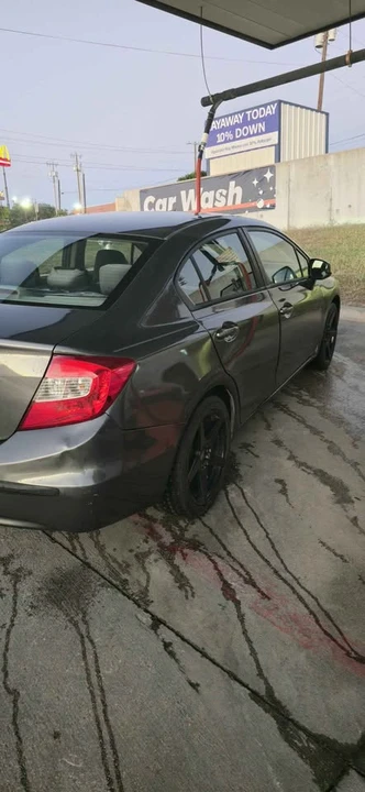 2012 Honda Civic 9th Gen - Image 9 of 20