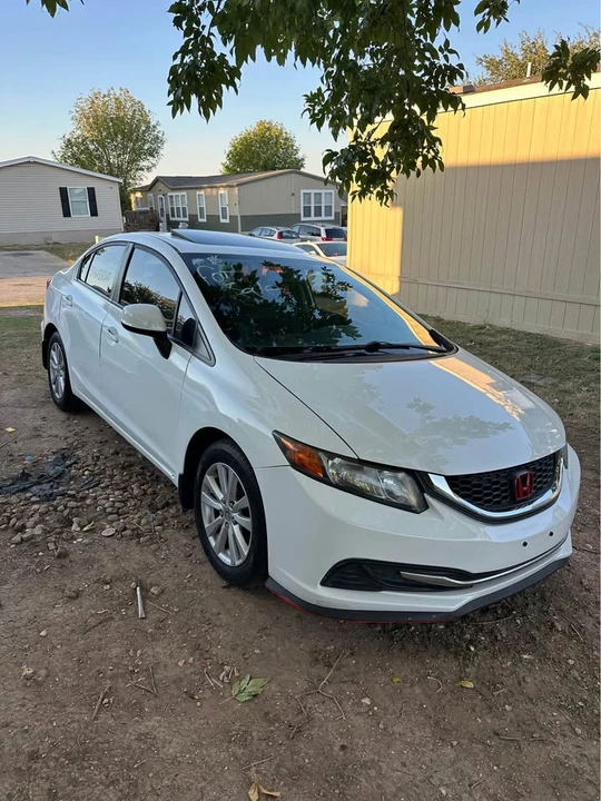 2012 Honda Civic 9th Gen - Image 4 of 10