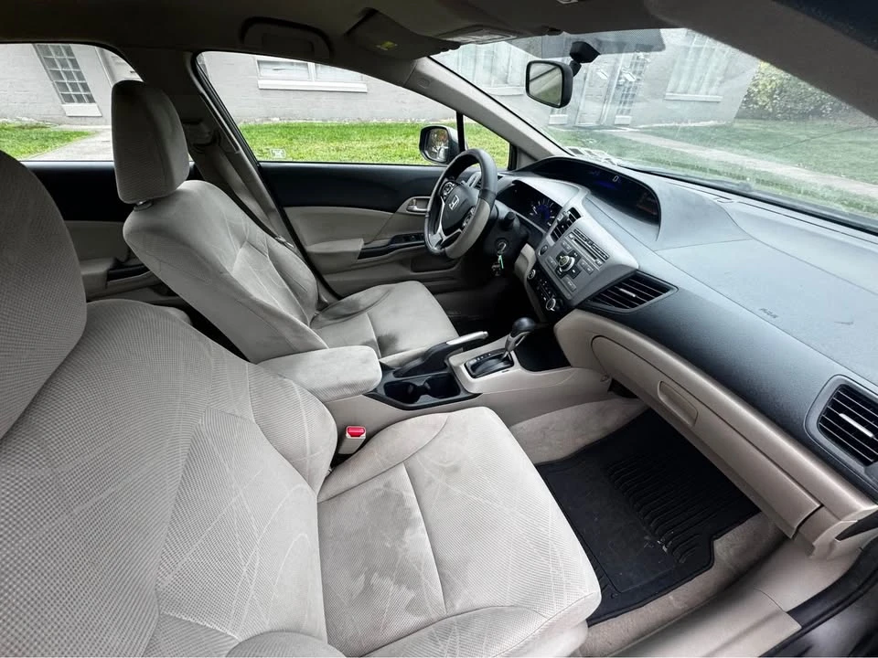 2012 Honda Civic 9th Gen - Image 17 of 19