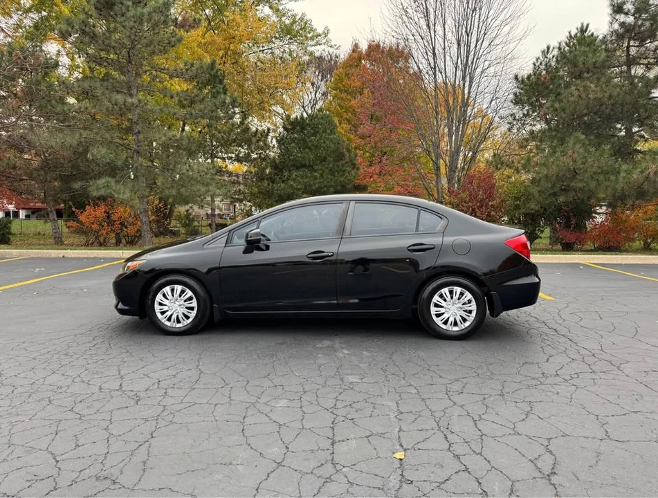 2012 Honda Civic 9th Gen - Image 2 of 19