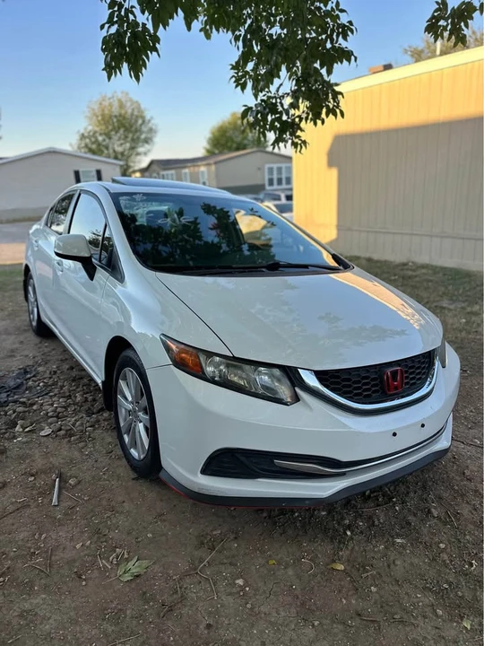 2012 Honda Civic 9th Gen - Image 9 of 10