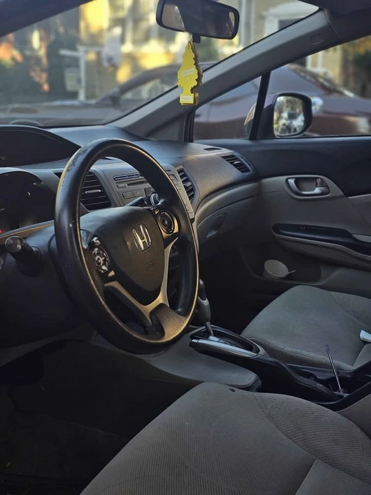 2012 Honda Civic 9th Gen - Image 7 of 10