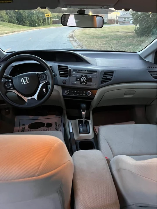 2012 Honda Civic 9th Gen - Image 10 of 10