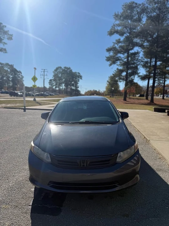 2012 Honda Civic 9th Gen - Image 2 of 10