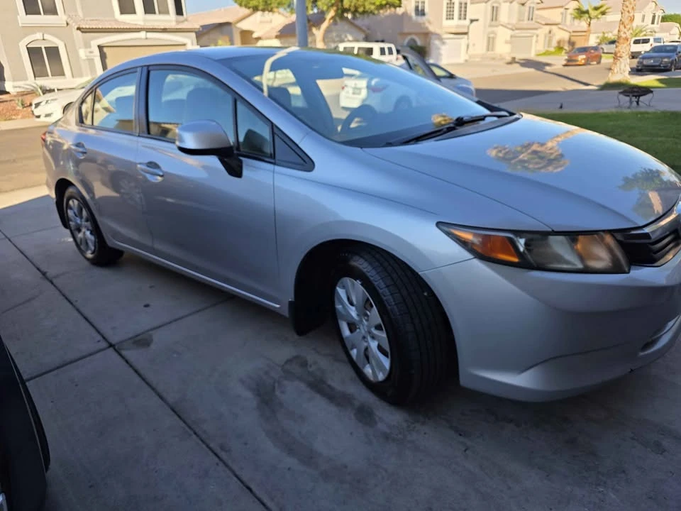 2012 Honda Civic 9th Gen - Image 4 of 16