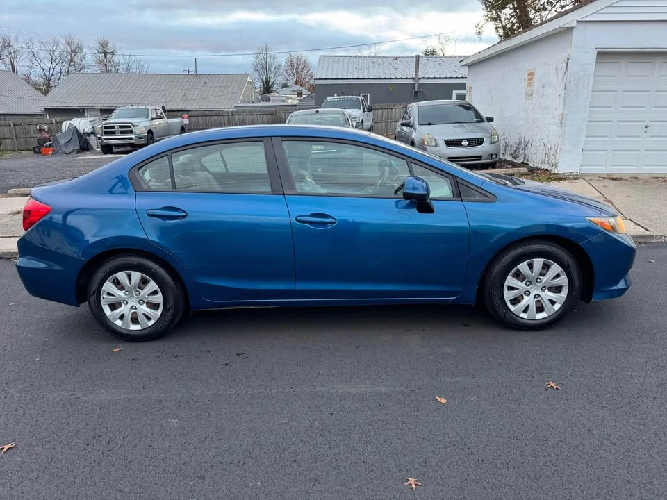 2012 Honda Civic 9th Gen - Image 8 of 19