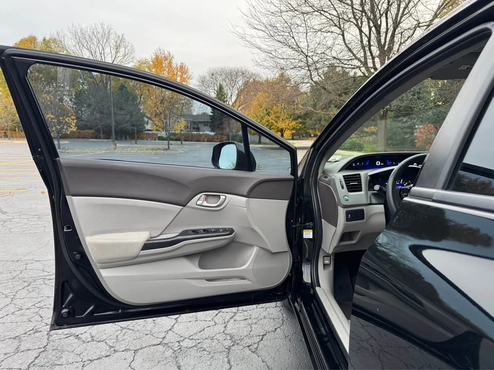 2012 Honda Civic 9th Gen - Image 7 of 19