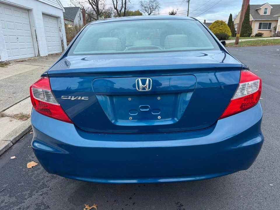 2012 Honda Civic 9th Gen - Image 6 of 19