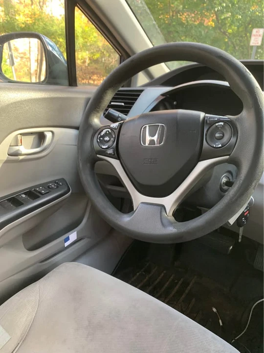 2012 Honda Civic 9th Gen - Image 5 of 8