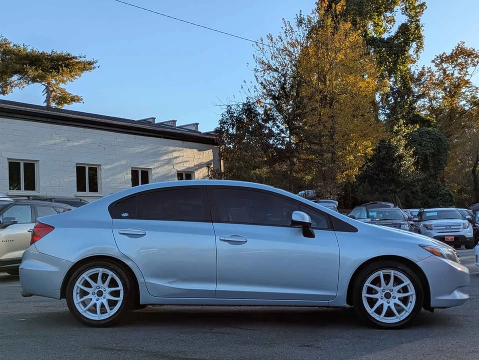 2012 Honda Civic 9th Gen - Image 5 of 18
