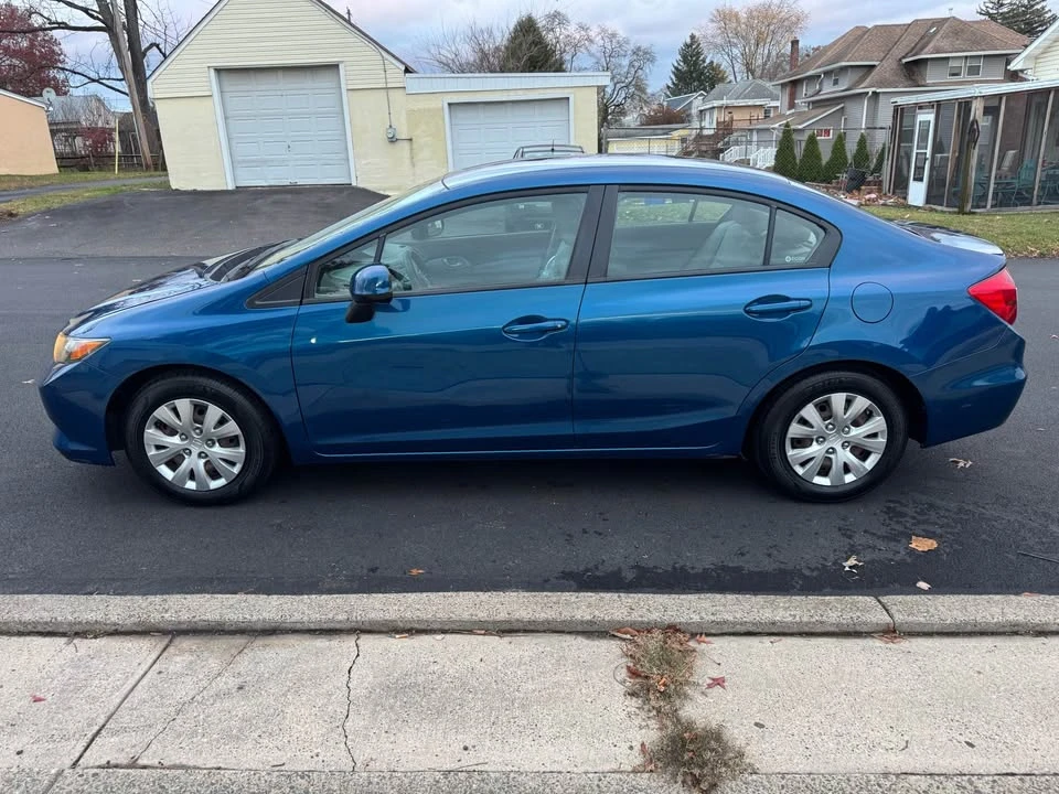 2012 Honda Civic 9th Gen - Image 7 of 19