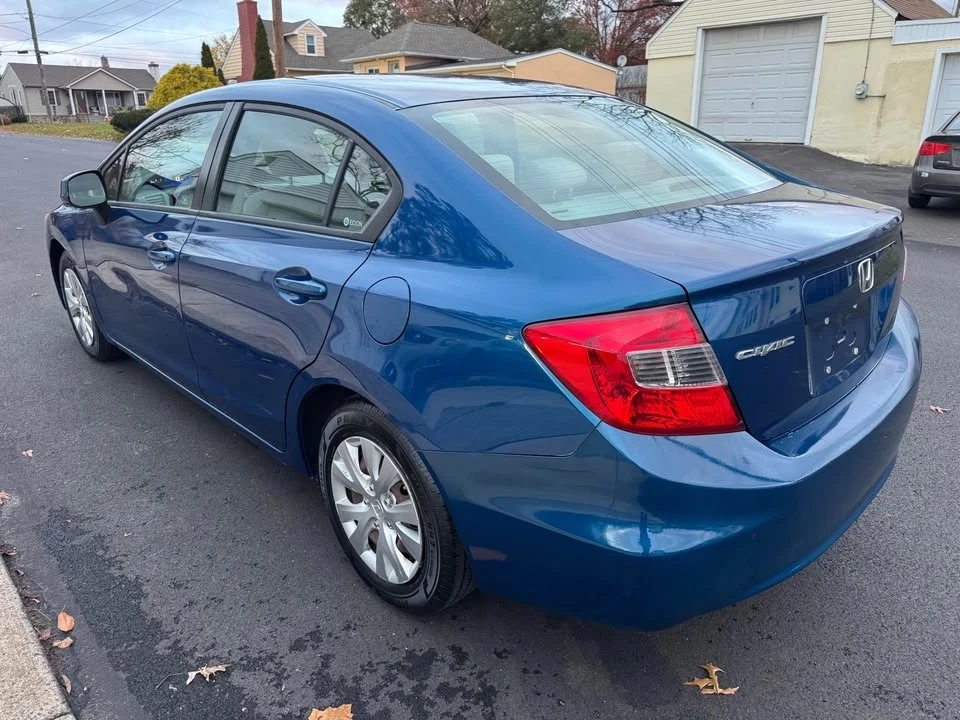 2012 Honda Civic 9th Gen - Image 3 of 19