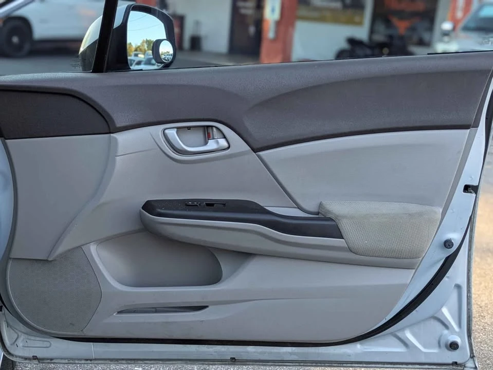 2012 Honda Civic 9th Gen - Image 13 of 18