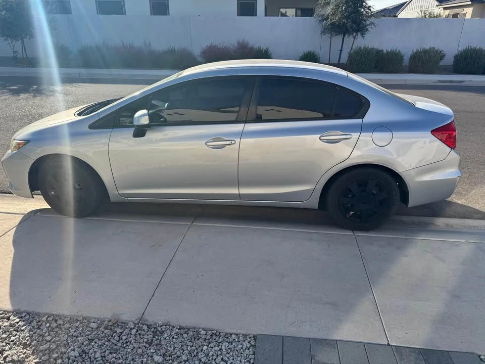 2012 Honda Civic 9th Gen - Image 4 of 4