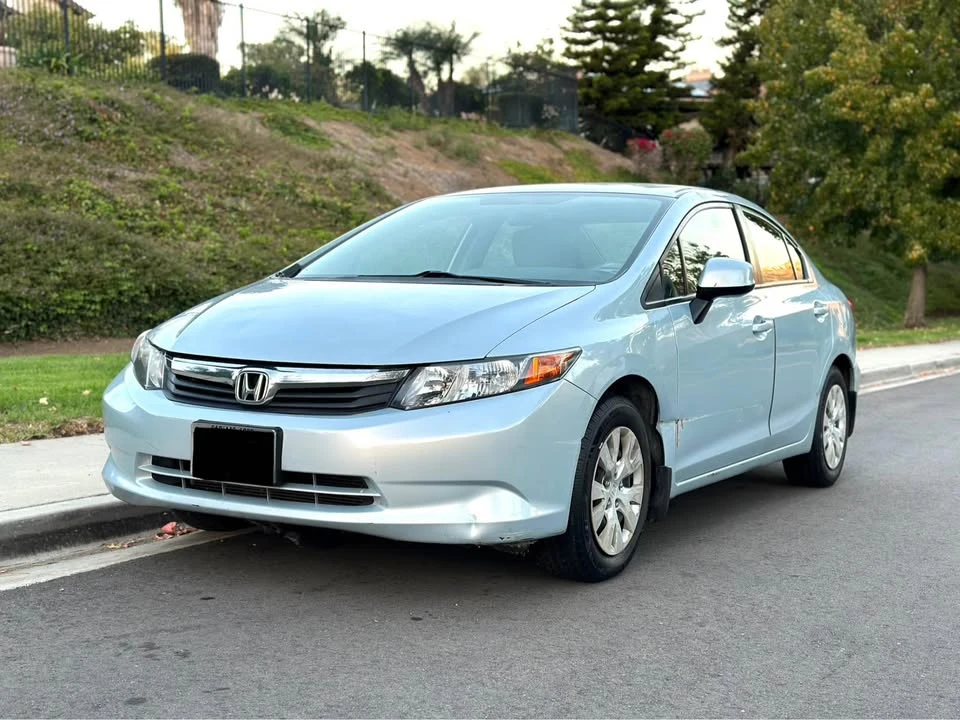 2012 Honda Civic 9th Gen - Image 8 of 12