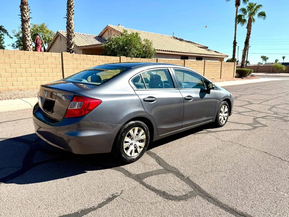 2012 Honda Civic 9th Gen - Image 3 of 11