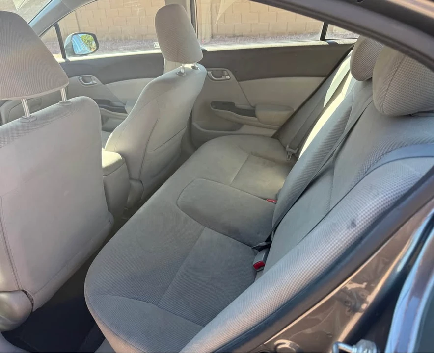 2012 Honda Civic 9th Gen - Image 9 of 11