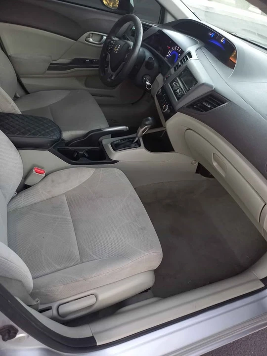 2012 Honda Civic 9th Gen - Image 6 of 9