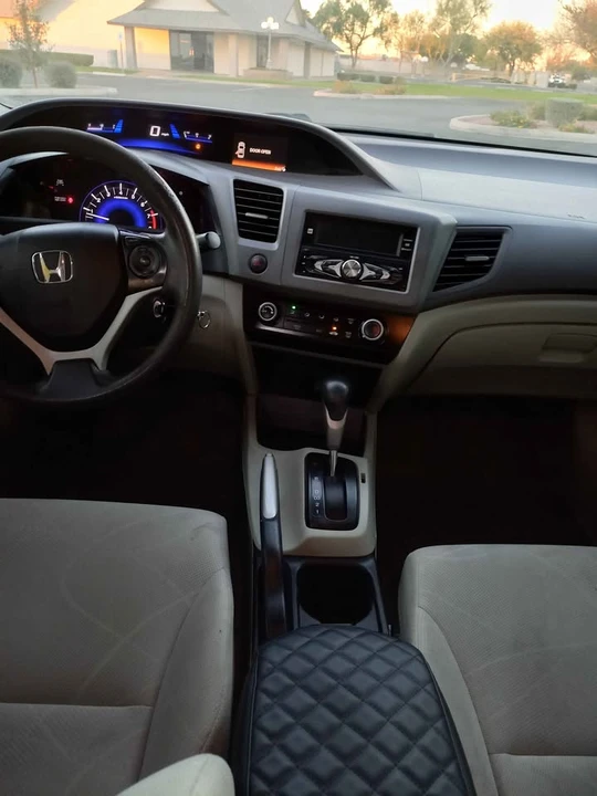 2012 Honda Civic 9th Gen - Image 8 of 9