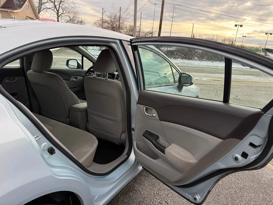 2012 Honda Civic 9th Gen - Image 12 of 14