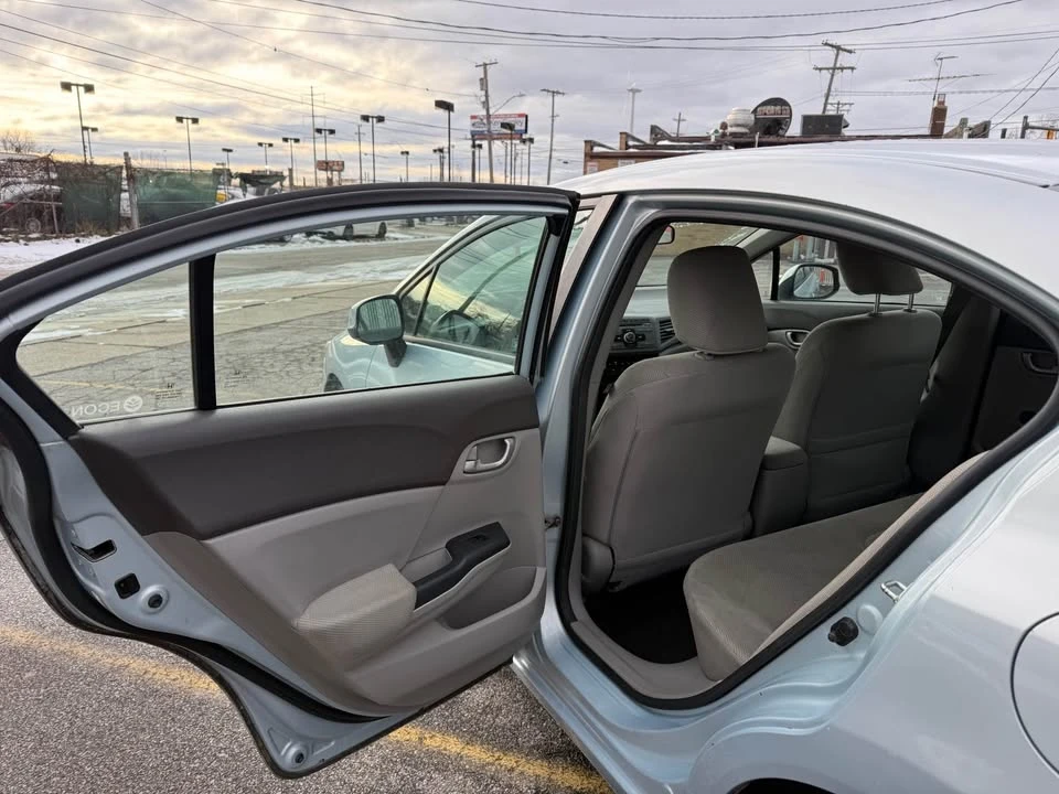 2012 Honda Civic 9th Gen - Image 2 of 14